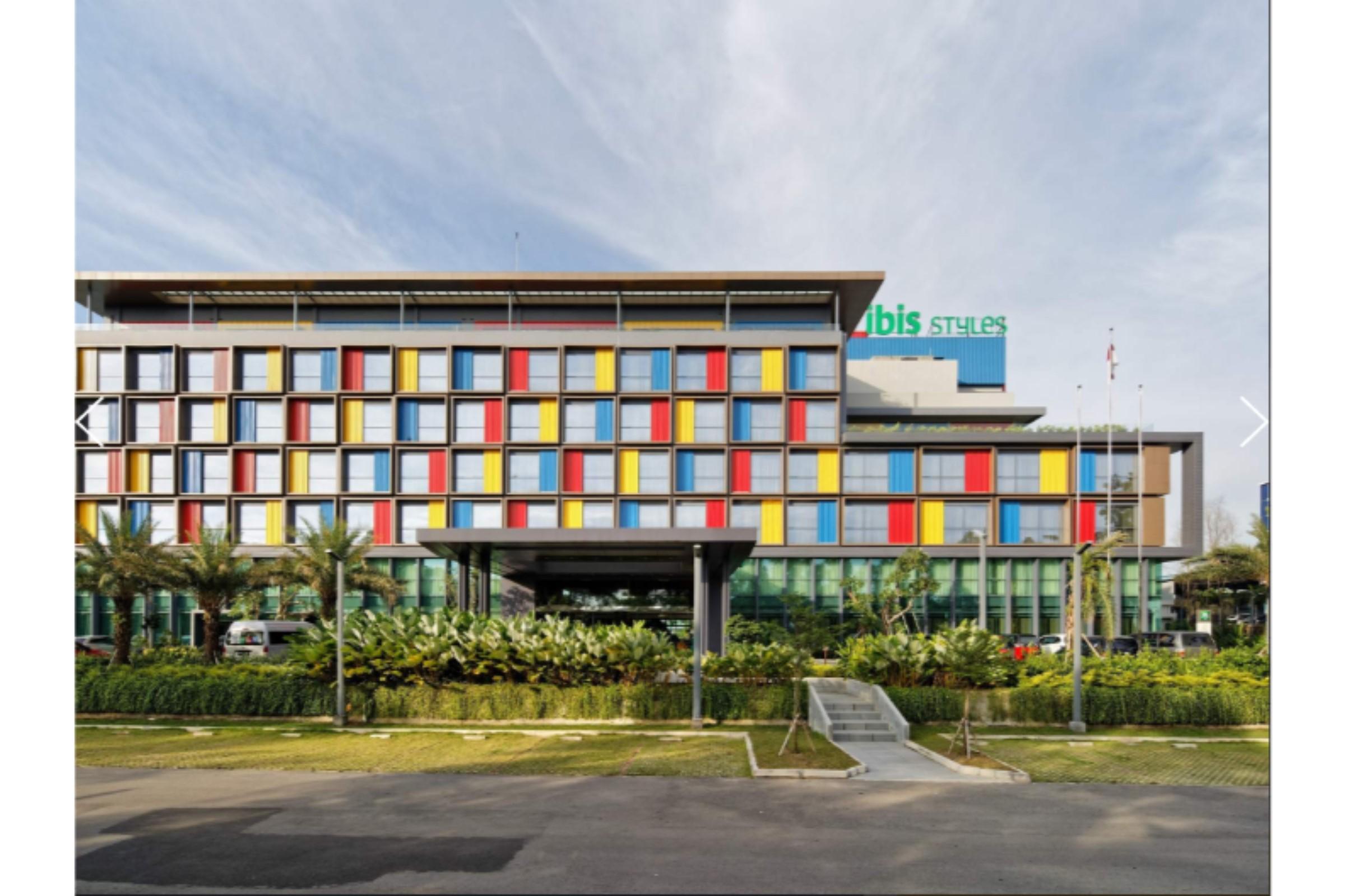 Hotel Ibis Styles Batam Nagoya Exterior foto