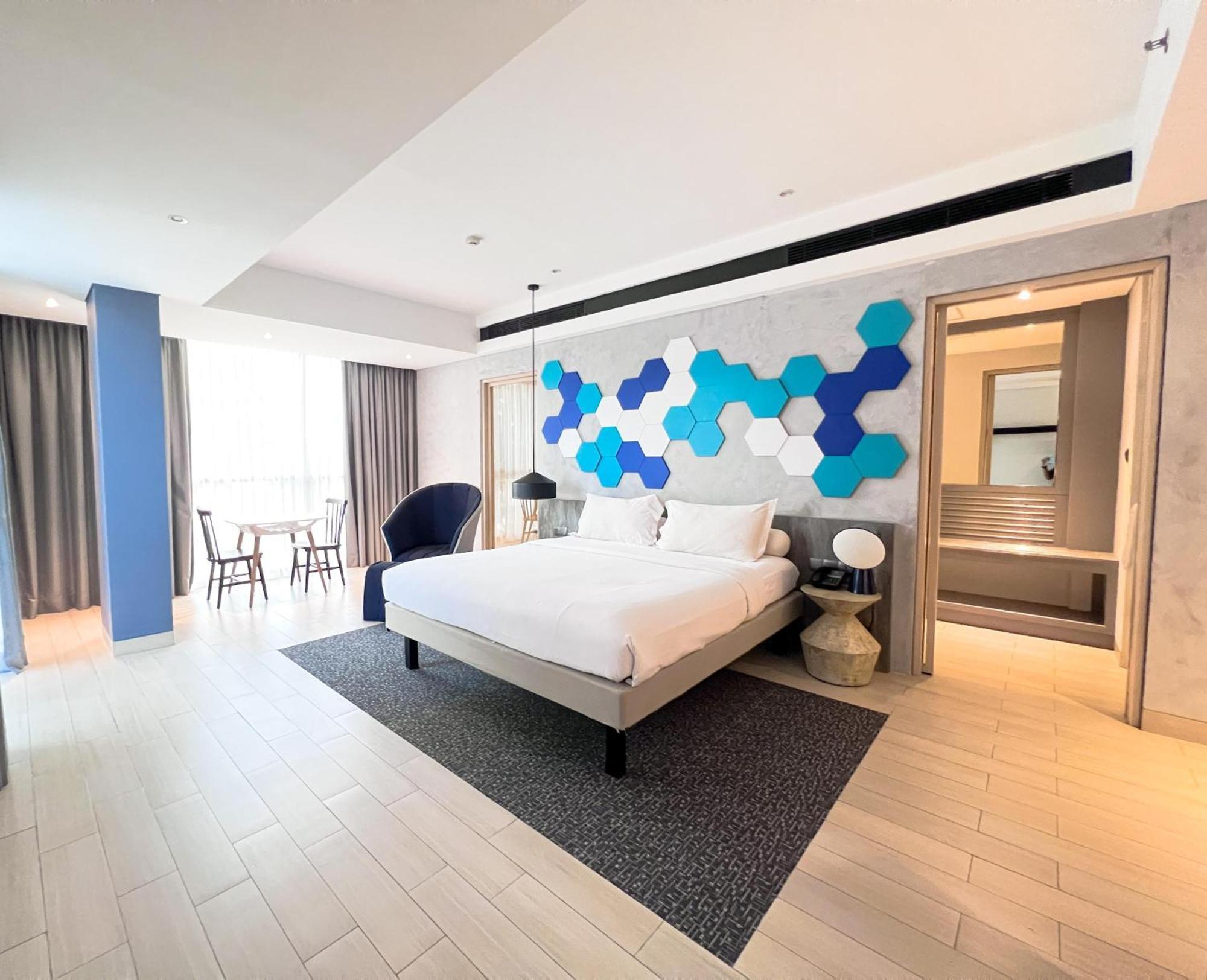 Hotel Ibis Styles Batam Nagoya Exterior foto